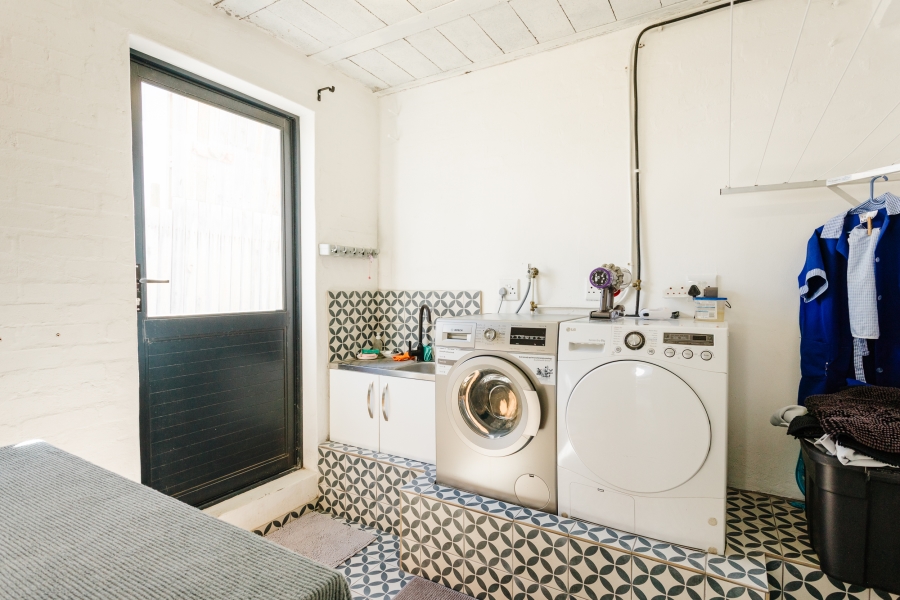 4 Bedroom Property for Sale in Kommetjie Western Cape